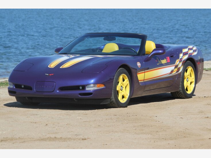 Thumbnail Photo undefined for New 1998 Chevrolet Corvette Convertible